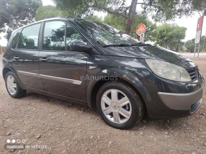 Renault Scenic Confort Dynamique 1.6 16V EU4 de 2005 con 142.235 Km por 4.490 EUR. en Castellon