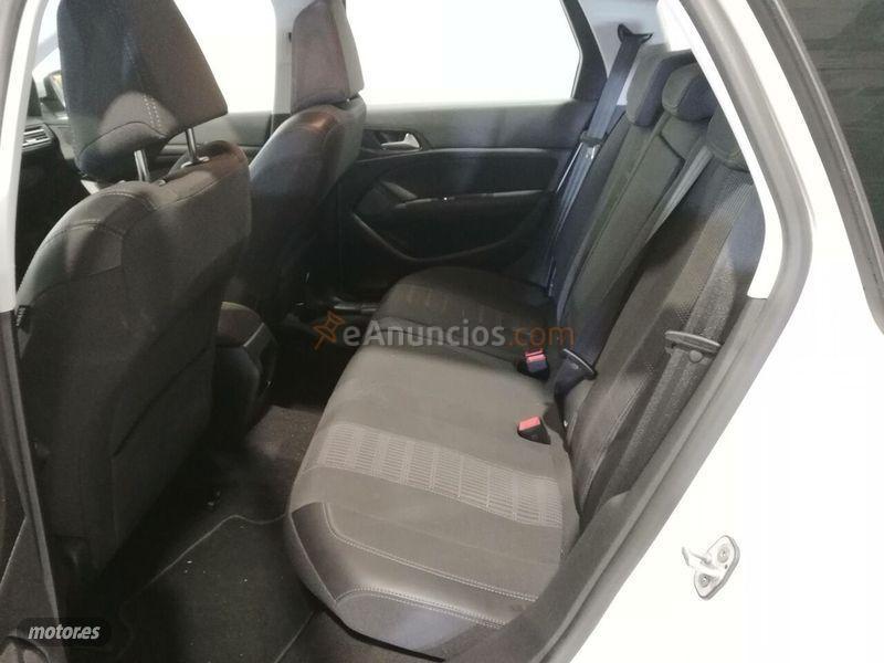 Peugeot 308 SW Active 1.6 BlueHDi 88KW 120CV de 2017 con 121.320 Km por 13.100 EUR. en Barcelona