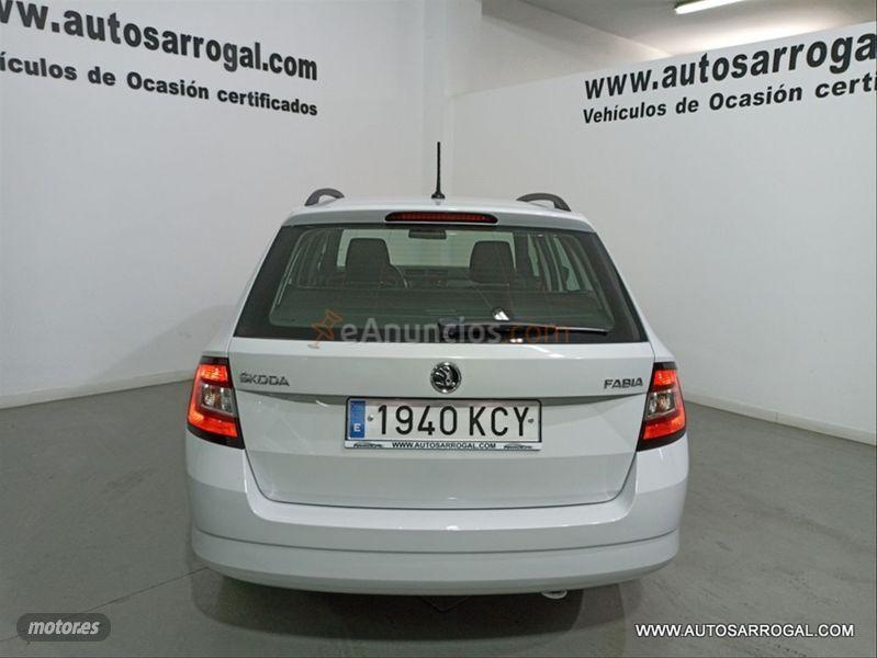 Skoda Fabia Combi 1.4 TDi 66KW 90cv Style de 2017 con 121.000 Km por 9.990 EUR. en Sevilla