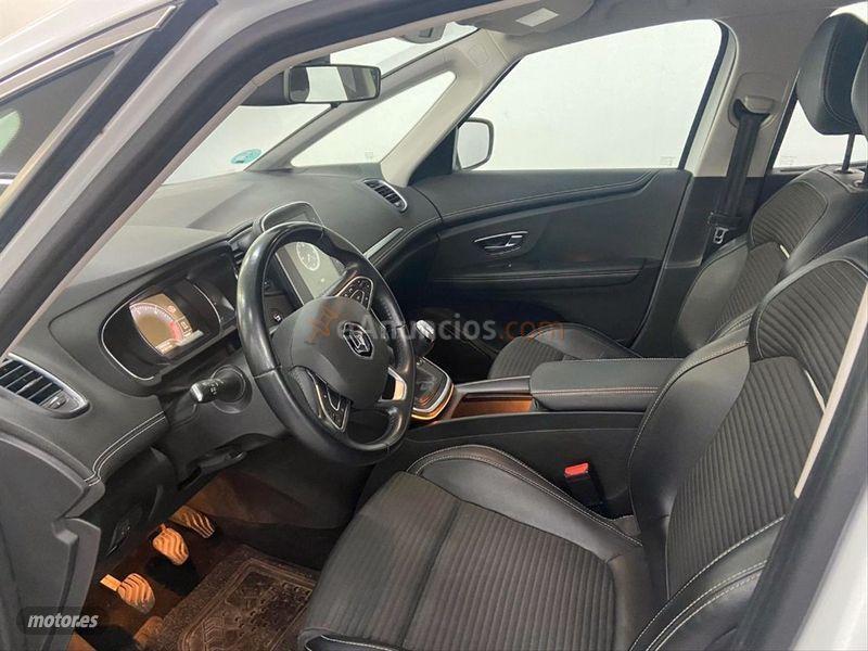 Renault Grand Scenic Zen dCi 96kW 130CV de 2017 con 175.000 Km por 14.900 EUR. en Sevilla