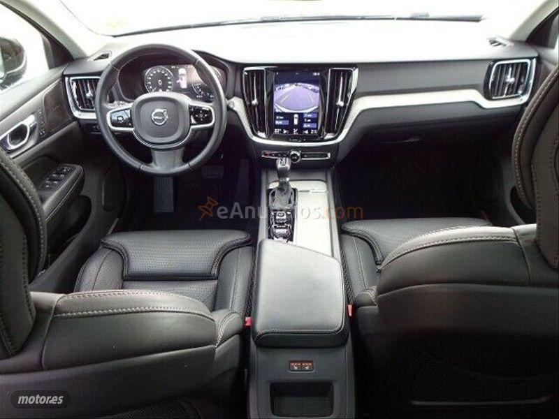 Volvo V 60 2.0 D2 RDesign Momentum Auto de 2019 con 50.300 Km por 33.250 EUR. en Madrid
