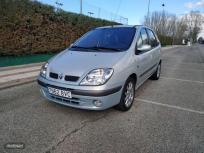 Renault Megane SCENIC DYNAMIQUE 1.9DCI de 2002 con 189.000 Km por 1.890 EUR. en Guadalajara