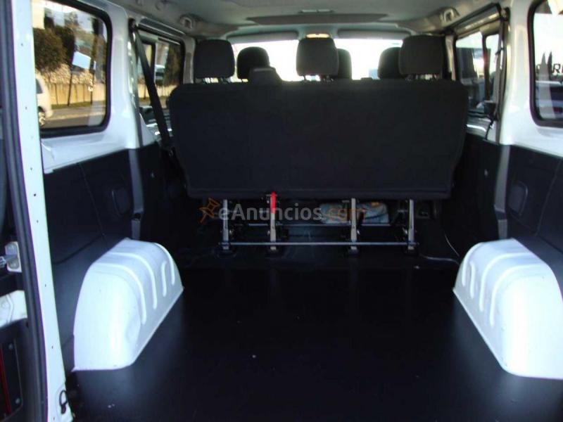 Renault Trafic 1.6 DCI 115 CV COMBI 6 
