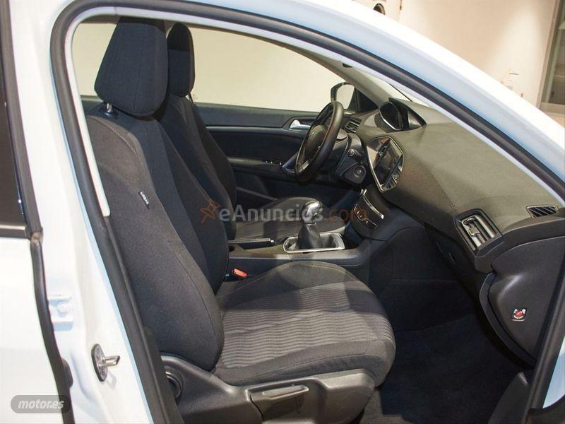 Peugeot 308 SW Active 1.6 BlueHDi 100 FAP de 2015 con 103.700 Km por 11.990 EUR. en Cadiz