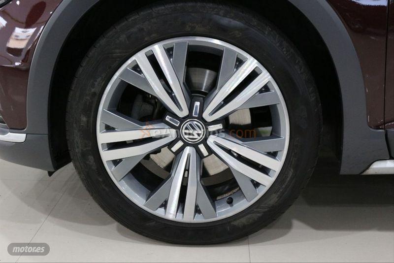 Volkswagen Passat Alltrack 2.0 TDI 140kW190CV BMT 4M DSG de 2017 con 153.339 Km por 20.800 EUR. en Madrid