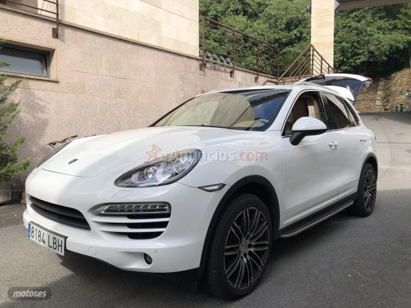 Porsche Cayenne 3,0 de 2012 con 200.000 Km por 27.000 EUR. en Guipuzcoa