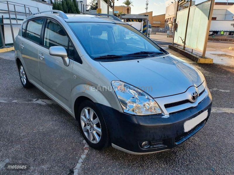Toyota Corolla Verso 2.2 D4D 136cv Sol de 2007 con 161.340 Km por 4.700 EUR. en Valencia