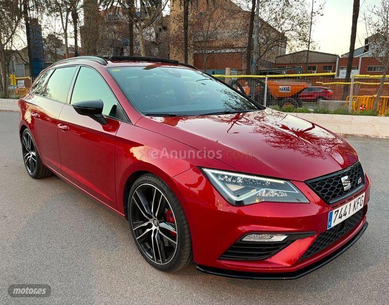 Seat Leon ST 2.0 TSI 221kW 300CV DSG6 SS CUPRA de 2017 con 29.000 Km por 27.900 EUR. en Barcelona
