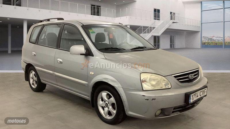 Kia Carens 2.0 CRDi LX de 2004 con 125.987 Km por 2.060 EUR. en Toledo